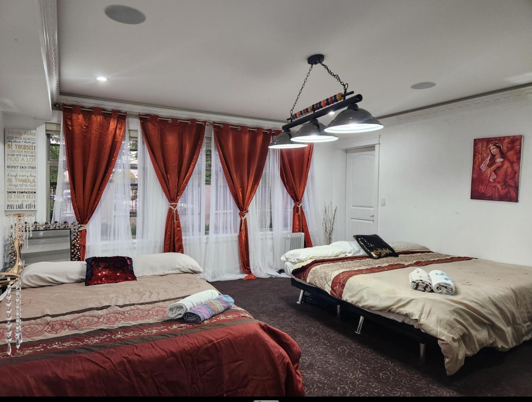 Empress Madani Palace 호텔 서레이 외부 사진