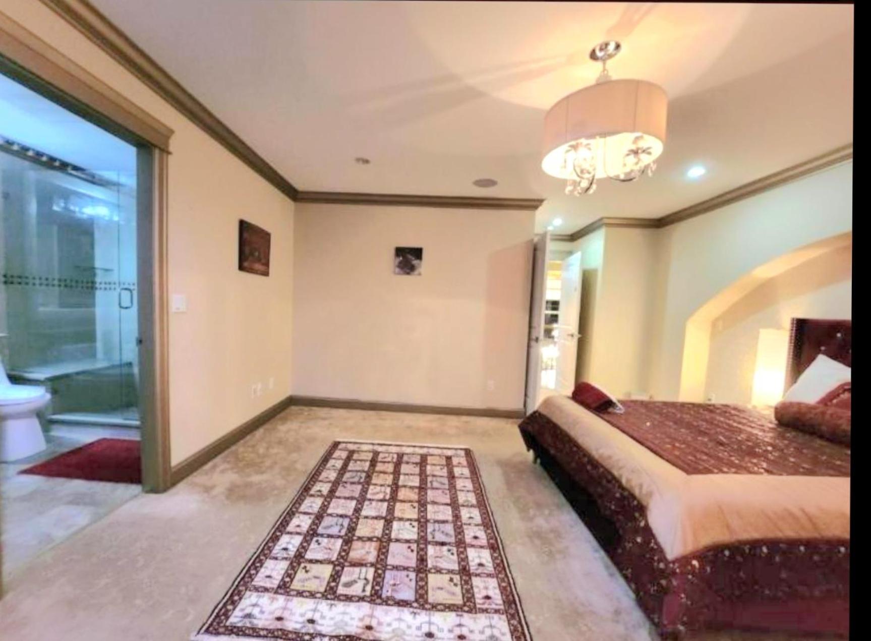 Empress Madani Palace 호텔 서레이 외부 사진